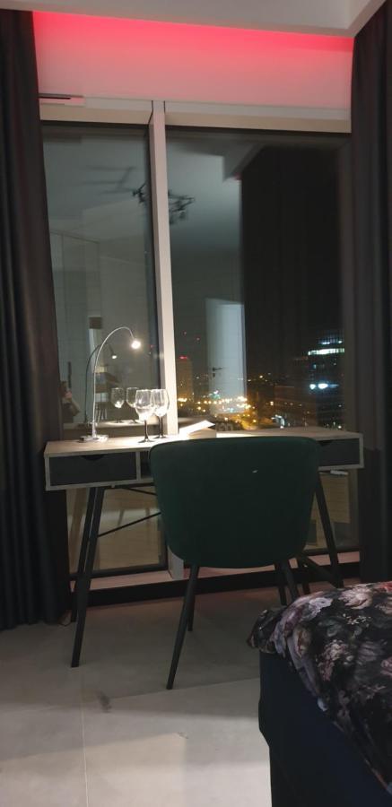 Towarowa - Milionowa 39 Check-In 24H Apartment Poznan Ngoại thất bức ảnh