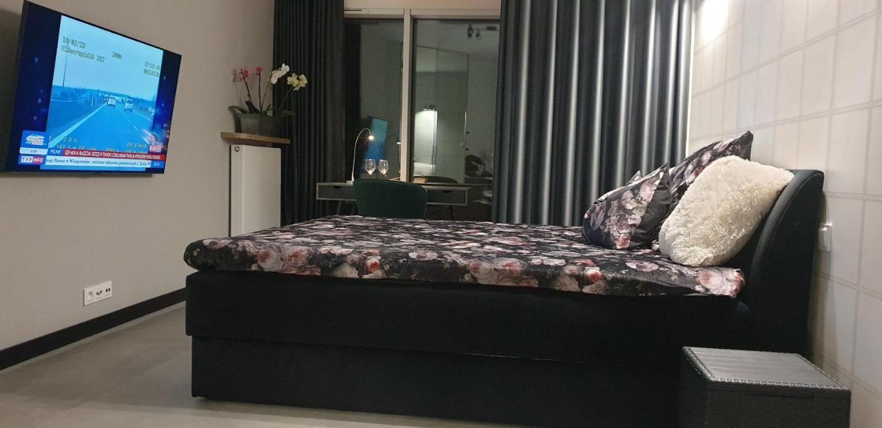 Towarowa - Milionowa 39 Check-In 24H Apartment Poznan Ngoại thất bức ảnh